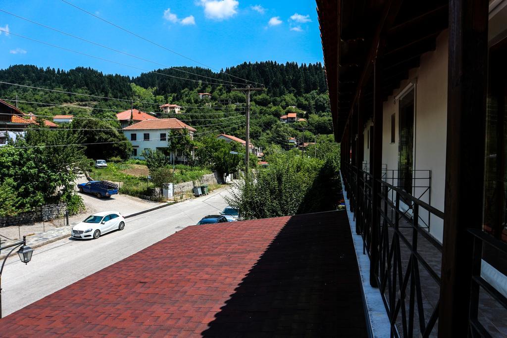 Hotel Elatofilito Athamanio ภายนอก รูปภาพ